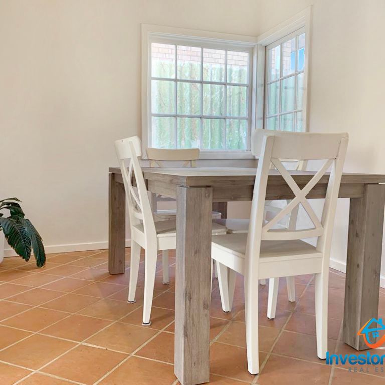 Charming and Peaceful 3-Bedroom Home in the heart of Duncraig! - Photo 1