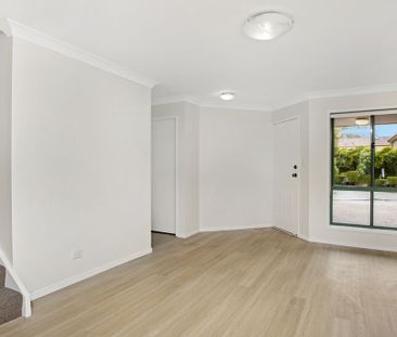 This Townhouse could be your next home! - Photo 2