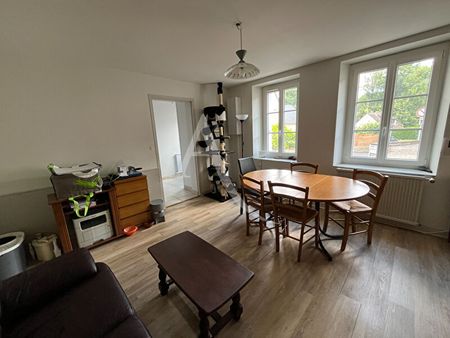 Location maison 3 pièces, 68.00m², Château-Renault - Photo 2