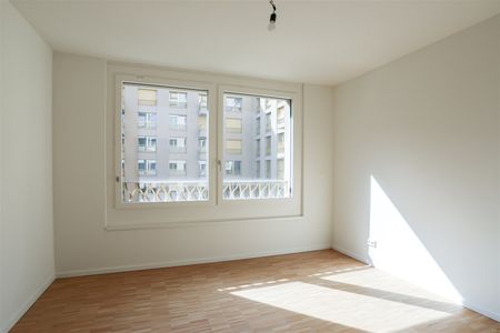 QH Crown: Großzügige 2-Zi.-Wohnung mit Blick auf den zukünftigen Nordhafenplatz - Photo 4