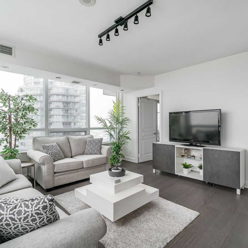 For Lease - 2230 Lakeshore Boulevard Unit# 1802, Toronto, Ontario - Photo 1