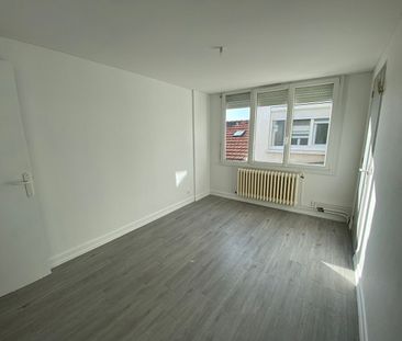 Location Appartement 2 pièces 68m² - Photo 1