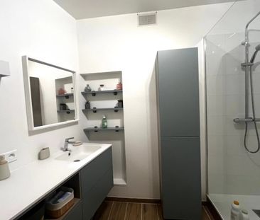 Appartement 3 pièces avec patio au pied des arènes - Photo 2