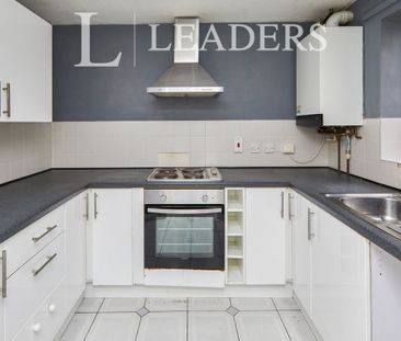 3 bedroom semi-detached to rent Lydstep Close, Oakwood - Photo 5