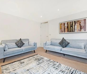 2 Bed Flat, Lanyon Court, N7 - Photo 1