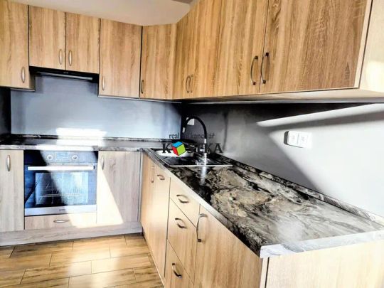 pronájem podkrovního bytu 1KK Bonanza - Fotografie 1