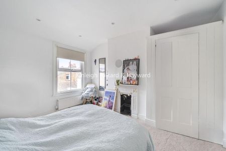 4 bedroom property to rent - Photo 4