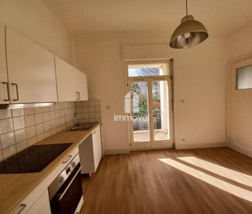 Location Appartement 4 pièces 111m² STRASBOURG 67000 - Photo 3
