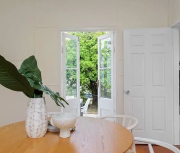 “Classic Keperra Cottage with Room to Grow – Walk to Schools & Shops” - Photo 3