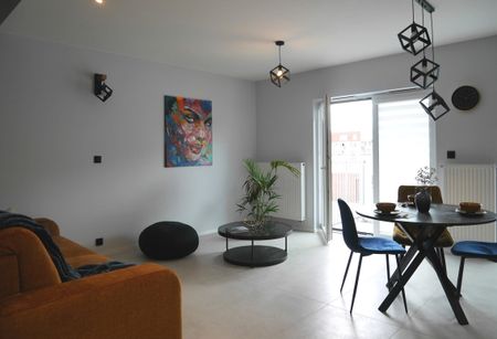 Duża nowa kawalerka od zaraz gara - Zdjęcie 2