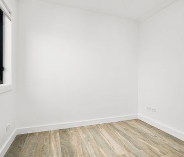 Modern Studio Apartment in Prime Location – Utilities Included - Photo 1