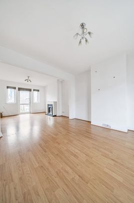 3 Bed Terraced House, St. Andrews Road, W3 - Photo 1