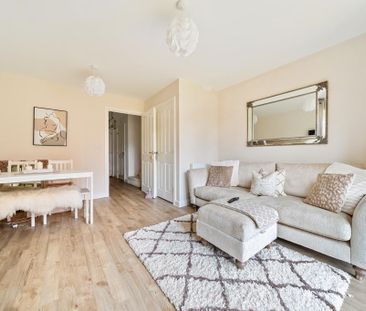 2 bedroom semi-detached house to rent - Photo 5