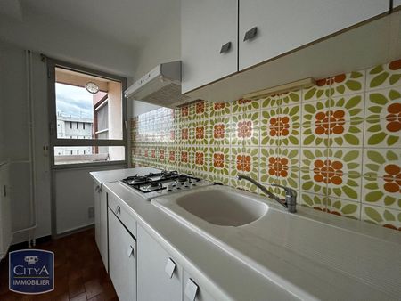 Location Appartement 2 pièces 42m² BRIVE LA GAILLARDE 19100 - Photo 5