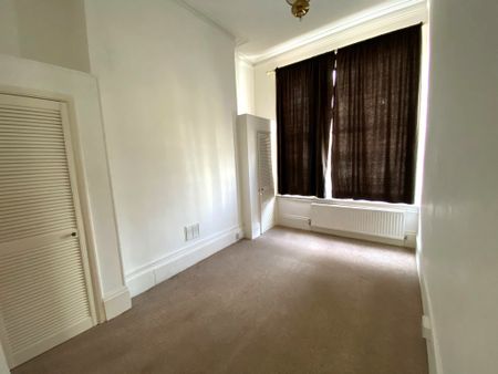 2 bed flat to rent in Church Road, St. Leonards-on-Sea - Photo 3