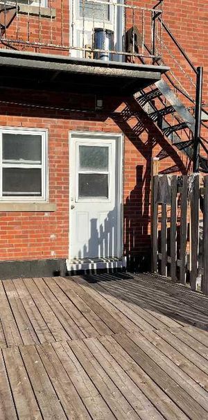 5 1/2 . 3 bedrooms - Photo 1