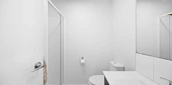 Self contained unit - Photo 2