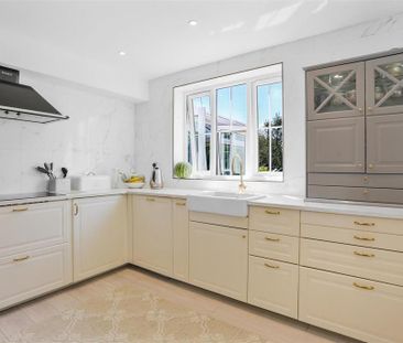 5 bedroom detached house to rent - Photo 4