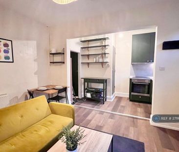 2 bedroom terraced house to rent - Photo 1