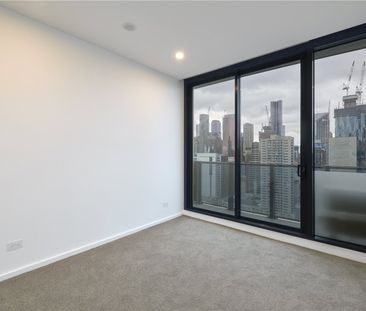 1202/560 Lonsdale Street - Photo 3