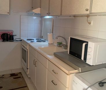 Studio/Γκαρσονιέρα για ενοικίαση Κέντρο (Μενεμένη) - Φωτογραφία 5