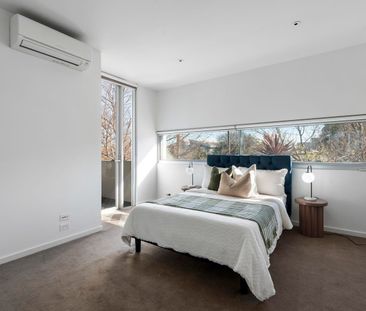 HEADLINE: Oh so convenient - Photo 4