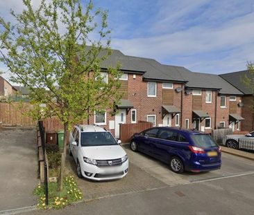 2 bedroom end of terrace house to rent - Photo 5