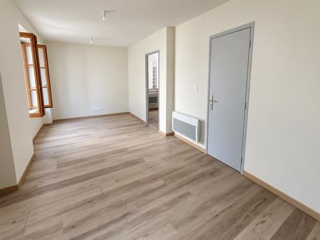 Appartement à louer - Photo 2