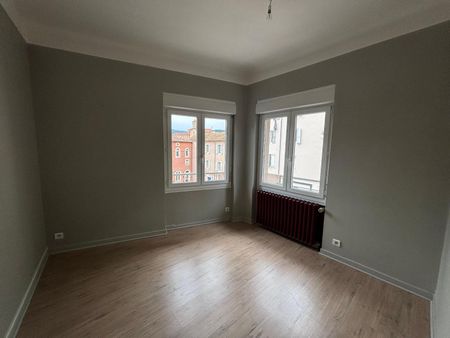 Location Appartement 3 pièces 52m² PRIVAS 07000 - Photo 2