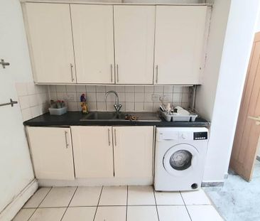 4 bedroom house share to rent - Photo 4