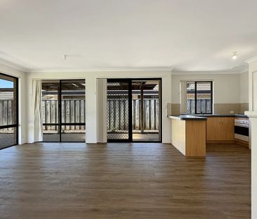 Freshly updated home in a convenient coastal location. - Photo 6