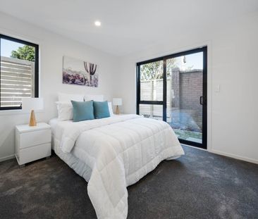 Luxuriously Appointed Corner Townhouse | Unbeatable Location - Photo 6