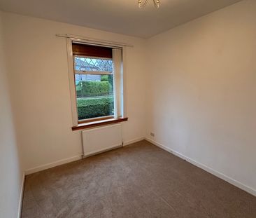 2 Bed Flat, Aikenhead Road, G44 - Photo 4