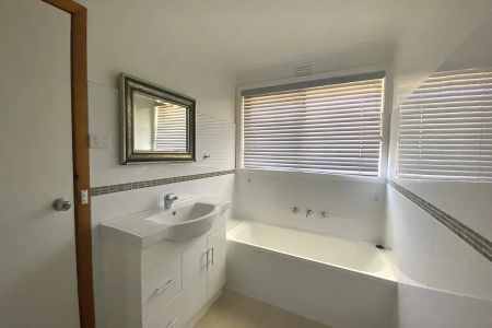 THIS PROPERTY FEATURES: - Photo 5