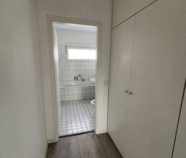 Perfekt: günstige 3-Zimmer-Wohnung - Foto 3