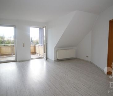 Familienwohnung in Hermsdorf mit 5 Zimmern, 2 Balkonen und 2 Bädern... - Photo 1