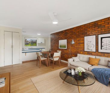 Quiet Two-Bedroom Duplex! Walk to the Corner Store and Park! - Photo 4
