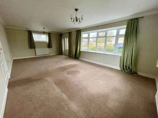 3 bedroom bungalow to rent - Photo 1