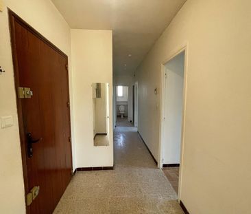 Location Appartement 3 pièces 64m² ST MAXIMIN LA STE BAUME 83470 - Photo 6