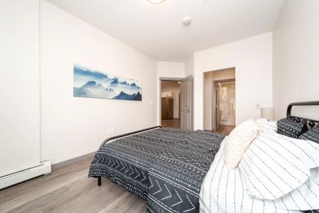 Tamarack Heights Apartments — 2 bed 1 bath - Photo 4
