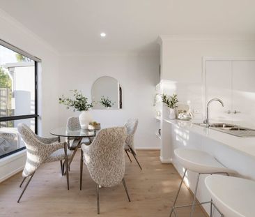 Sophisticated Living in a Secure Complex - Photo 3