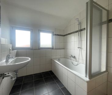 Schöne 2-Zimmerwohnung mit Einbauküche - Foto 5