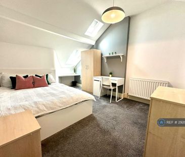 7 bedroom end of terrace house to rent - Photo 4