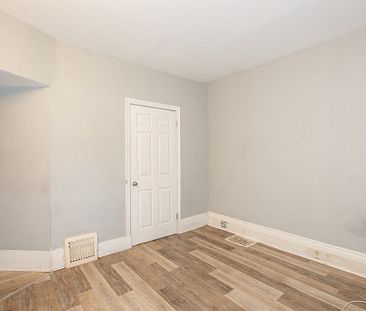 **ALL INCLUSIVE** 1 BEDROOM LOWER UNIT IN ST. CATHARINES!! - Photo 2