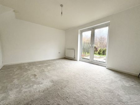 Beck Bridge Lane, Bradford, Allerton - Photo 2