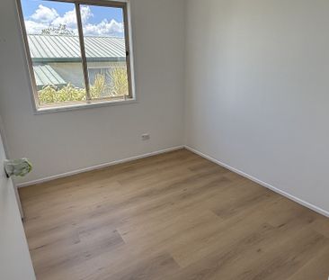 41 CEDAR DRIVE, Stapylton QLD 4207 - House For Rent | Domain - Photo 5