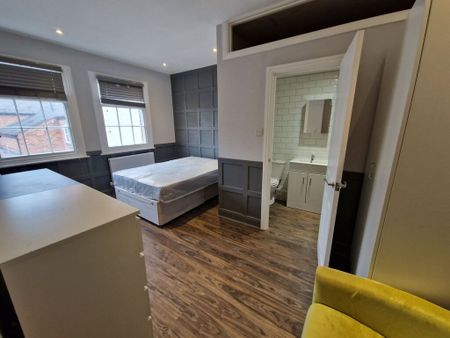 7 Bed Student Accommodation - Photo 4