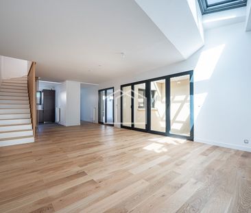 Suresnes (92150) Maison NEUVE 6 pièces 153 m² avec Terrasse et Patio - Photo 4