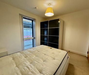 2 bedroom flat to rent - Photo 6