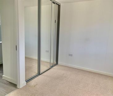 3 bedroom property to rent - Photo 3